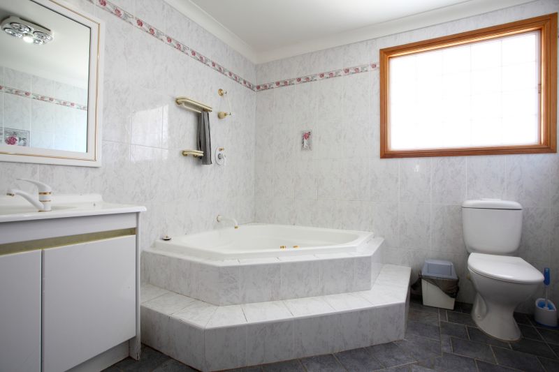 Top Bathtub Installation Companies in Bradenton, FL